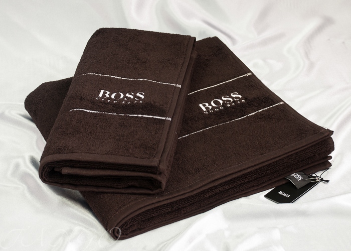 Полотенца Код 428 
Набор полотенец Hugo Boss 
Хлопок 100% 
50-90см 
70-140см plt143-6
