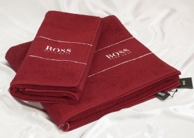Полотенца Код 428 
Набор полотенец Hugo Boss 
Хлопок 100% 
50-90см 
70-140см plt143-5
